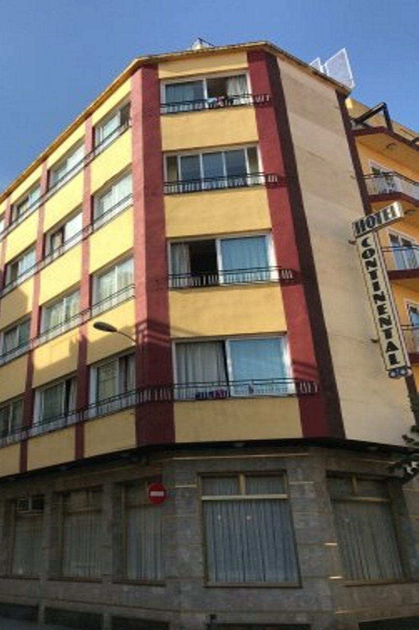 Continental Hotel Calella Exterior foto